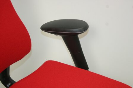 Gebruikte Axia office bureaustoel met 4D armleggers