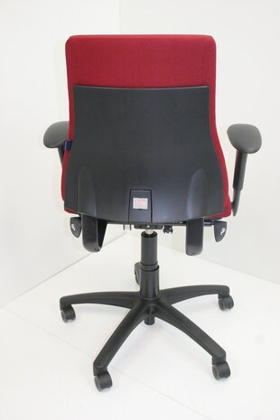 Jong gebruikte Axia office bureaustoel met 4D armleggers